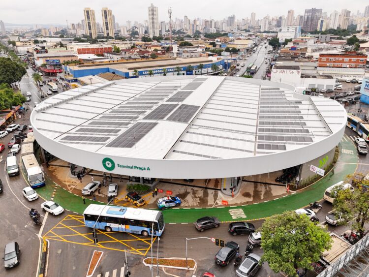 terminal-praca-a-e-reformado-e-triplica-de-tamanho