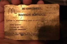 o-cartao-dourado-do-mcdonald’s-que-garante-comida-gratis-para-sempre-–-curta-mais